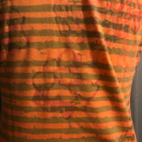 ⭐️3 for $10⭐️ The North Face Orange Floral Striped Tee - Picture 4 of 8